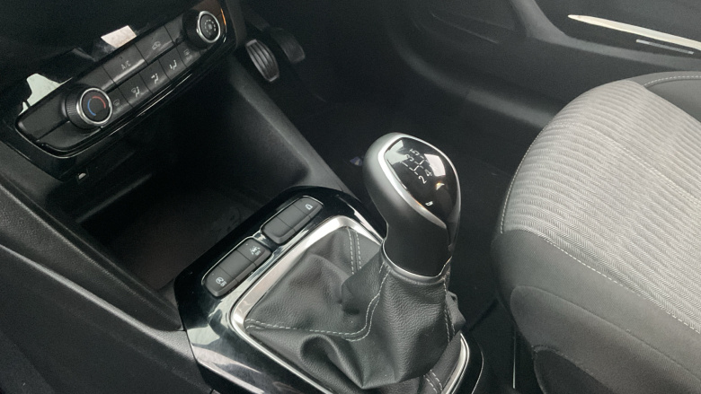 Vauxhall Corsa 1.2 SE 5dr Petrol Hatchback